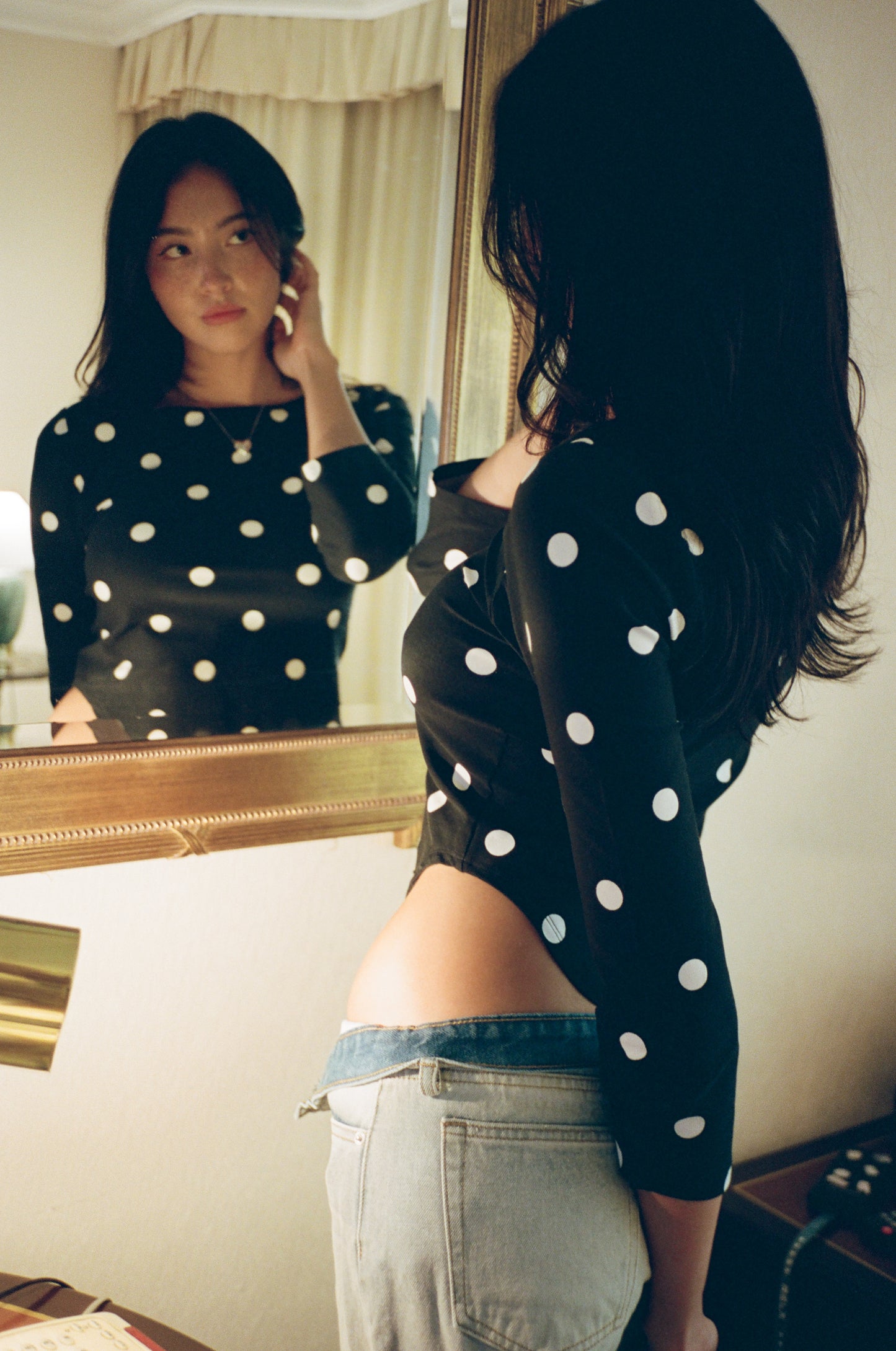 60s LONG SLEEVE TEE in Black Polka Dot