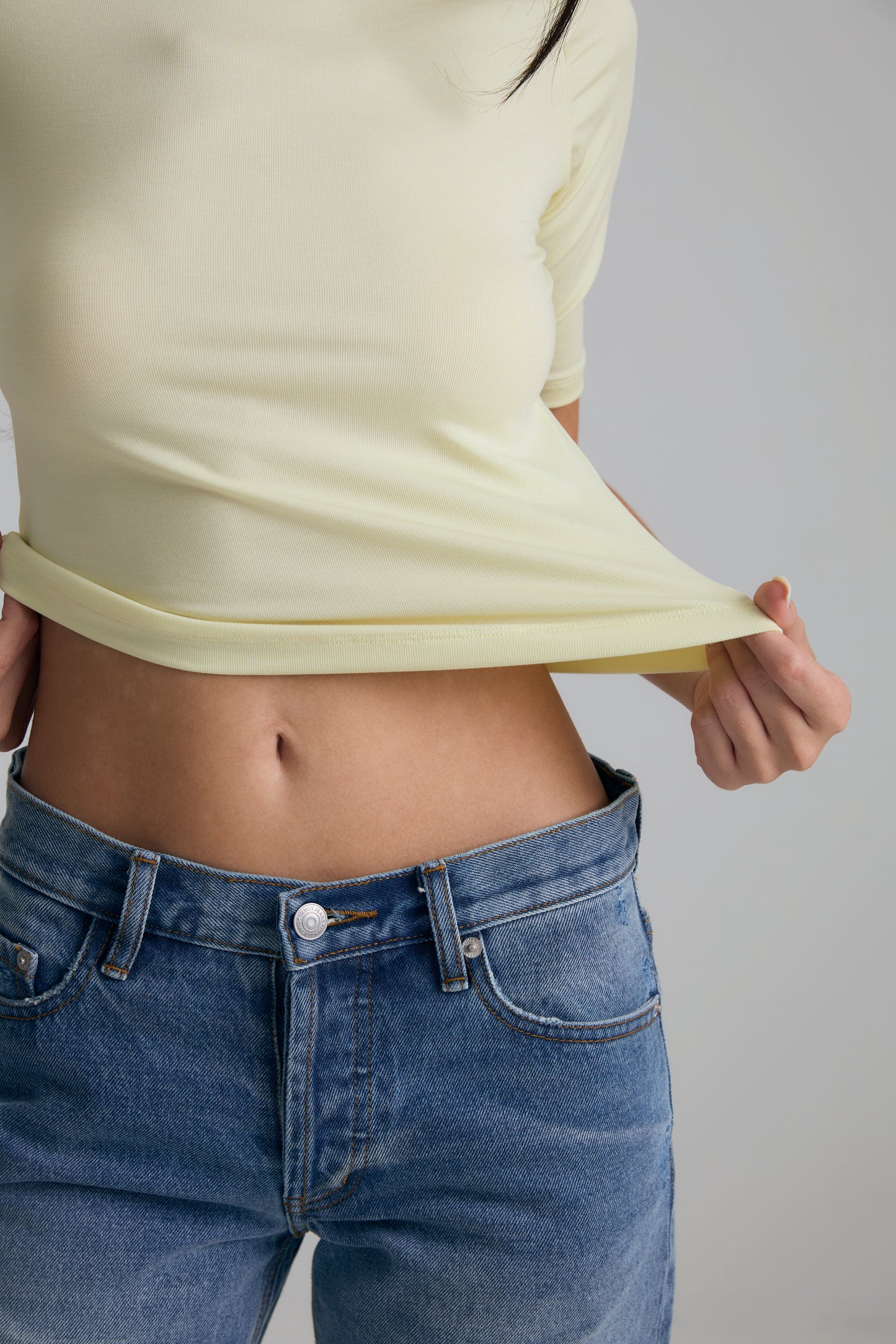 GENTLE ELBOW SLEEVE TOP - BUTTER