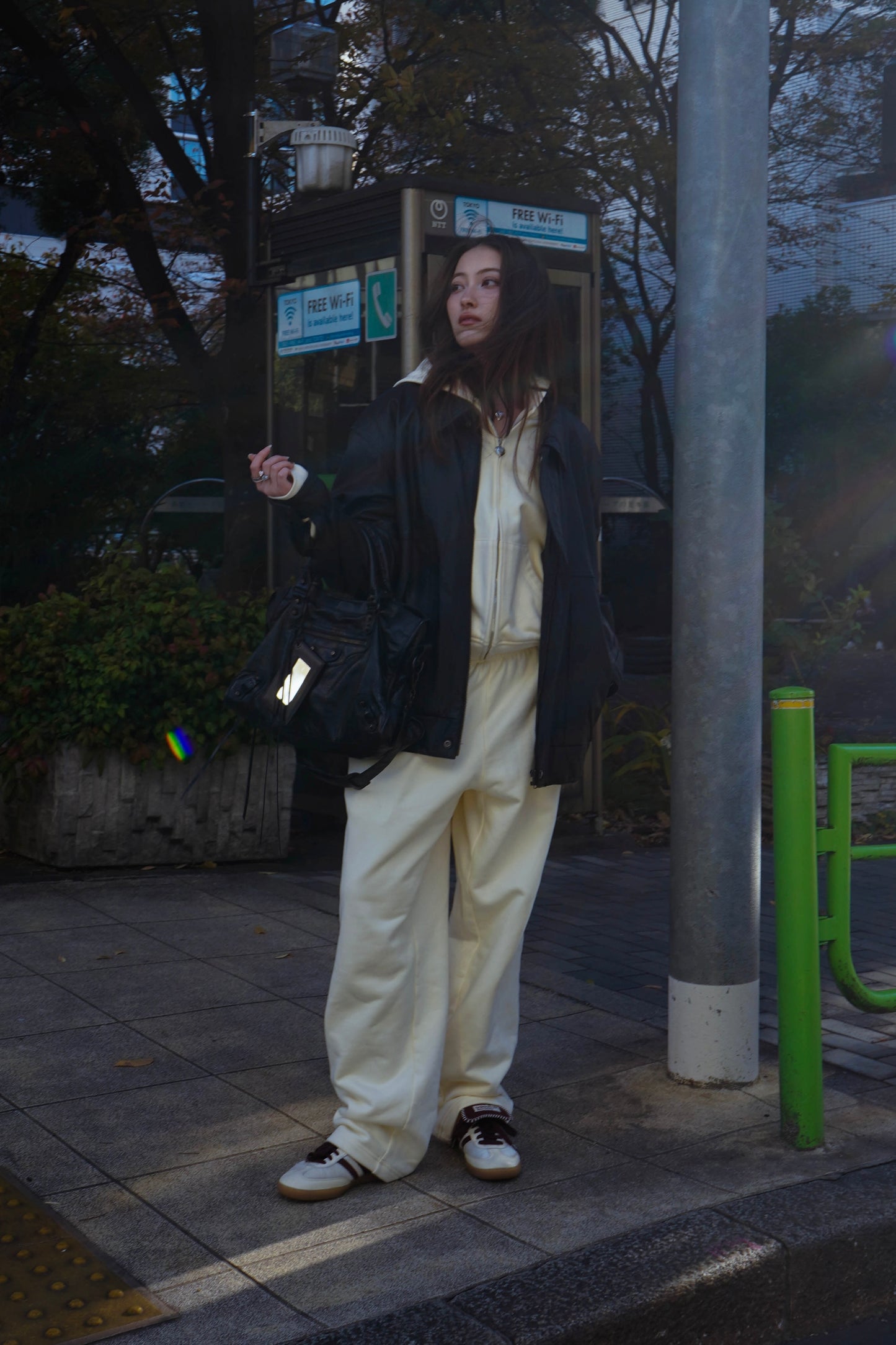 CLASSIC FLEECE STRAIGHT SWEATPANT - SOFT CREAM