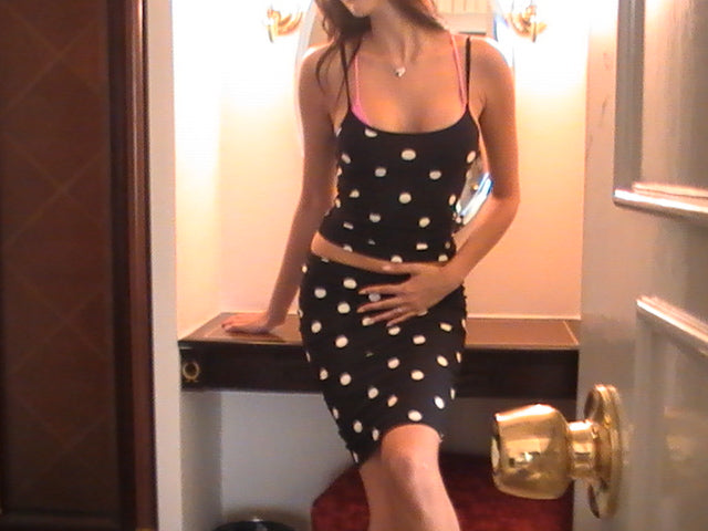 CLASSIC MIDI SKIRT in Black polka dot