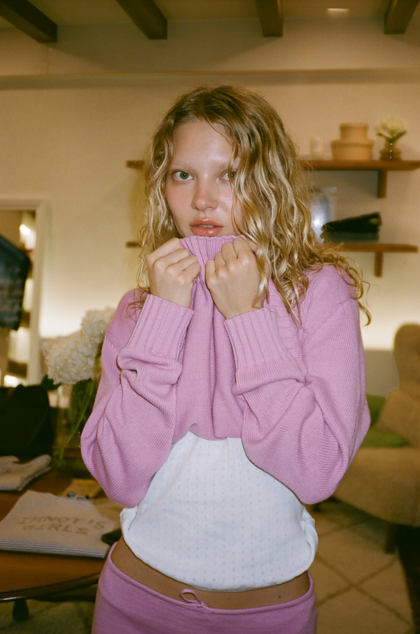 classic v neck knit sweater - brush petal