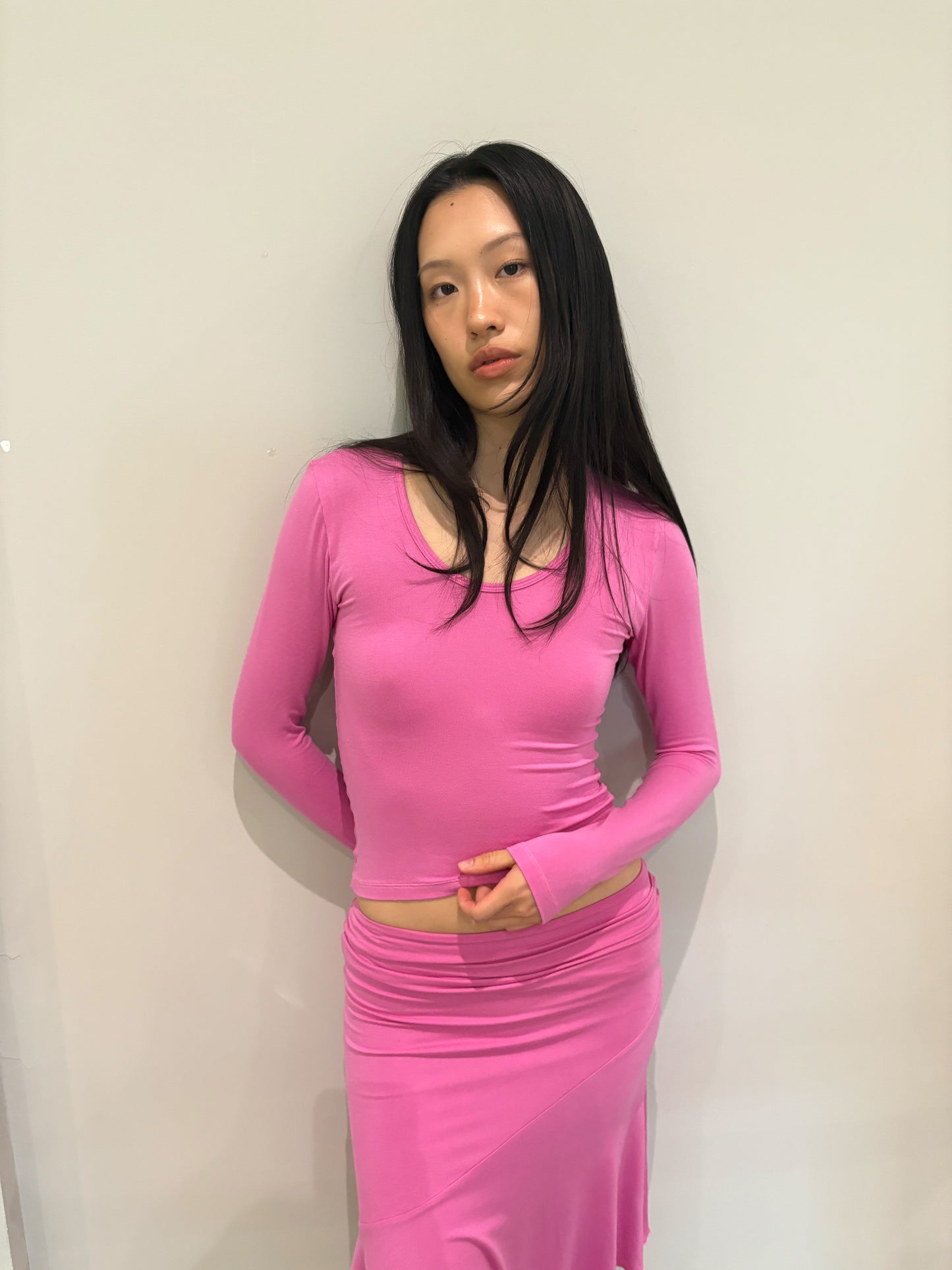 LONG SLEEVE DEEP V NECK TOP - CLAY PINK