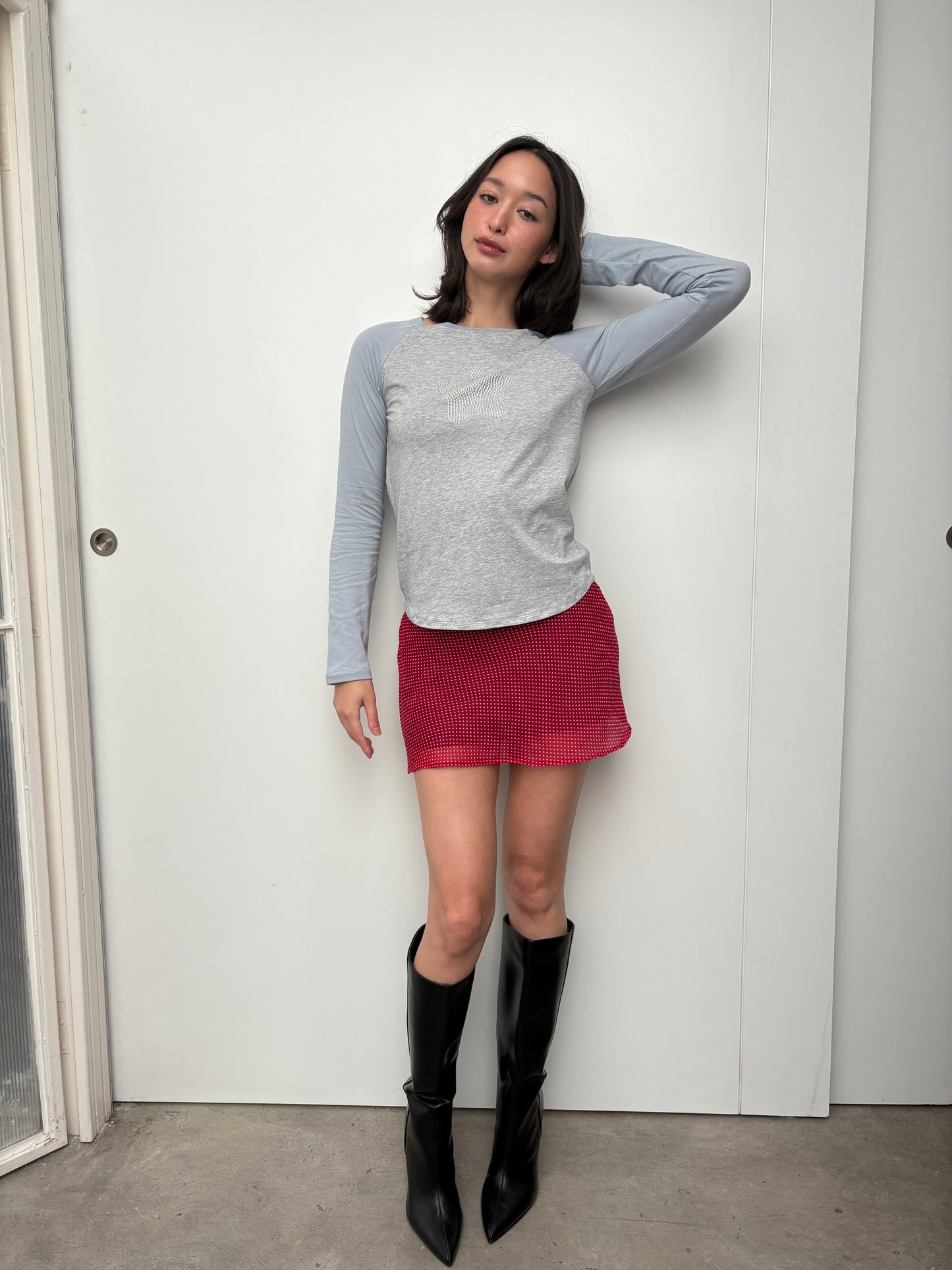 basic raglan long-sleeve tee - star stud