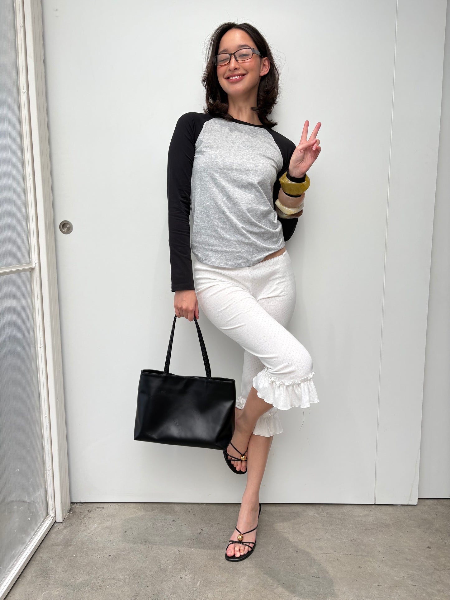 basic raglan long-sleeve tee - black / gray