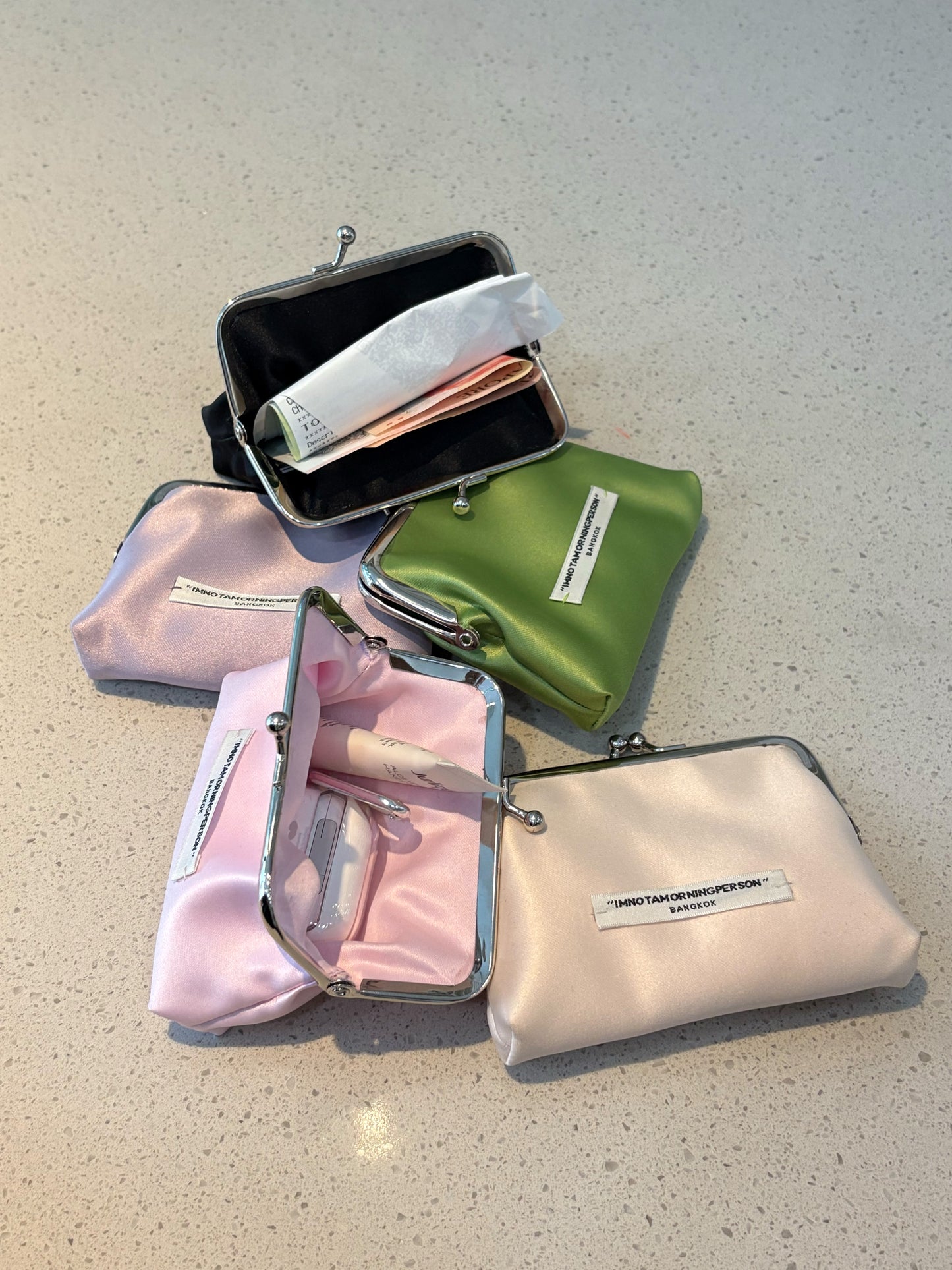 Kiss Lock Coin Purse - Blush Pink