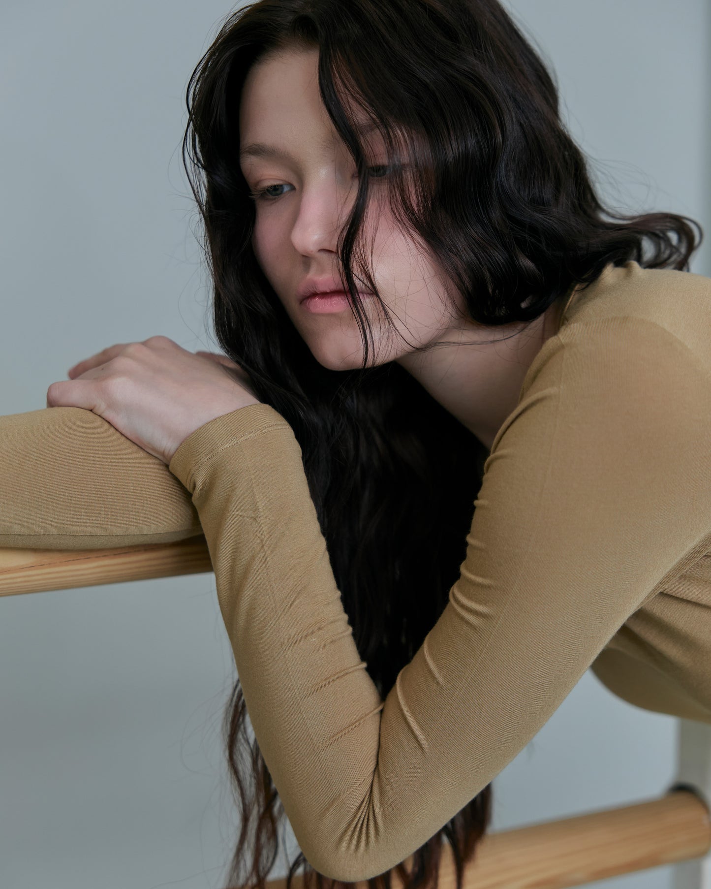 LONG SLEEVE DEEP V NECK TOP - DRY OAT