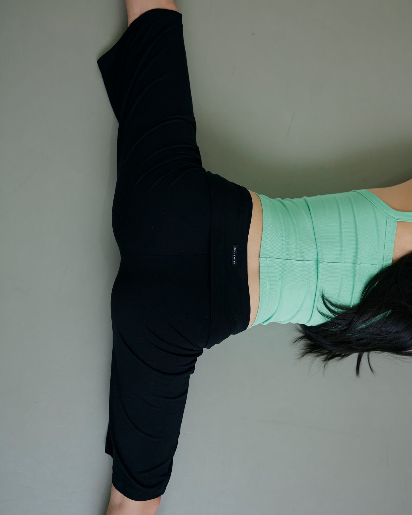 JERSEY FOLDOVER CAPRI PANTS - DEEP BLACK