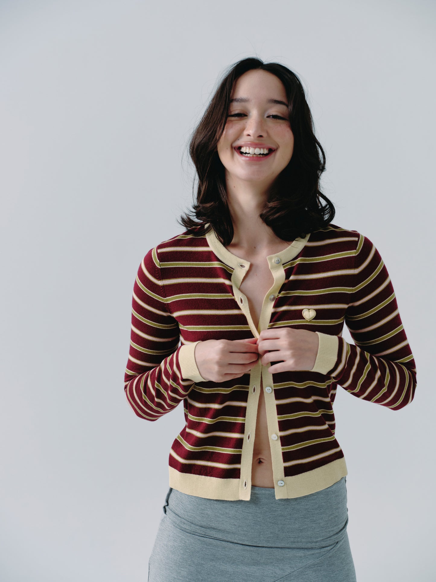 The Baby cardigan - frosted cherry