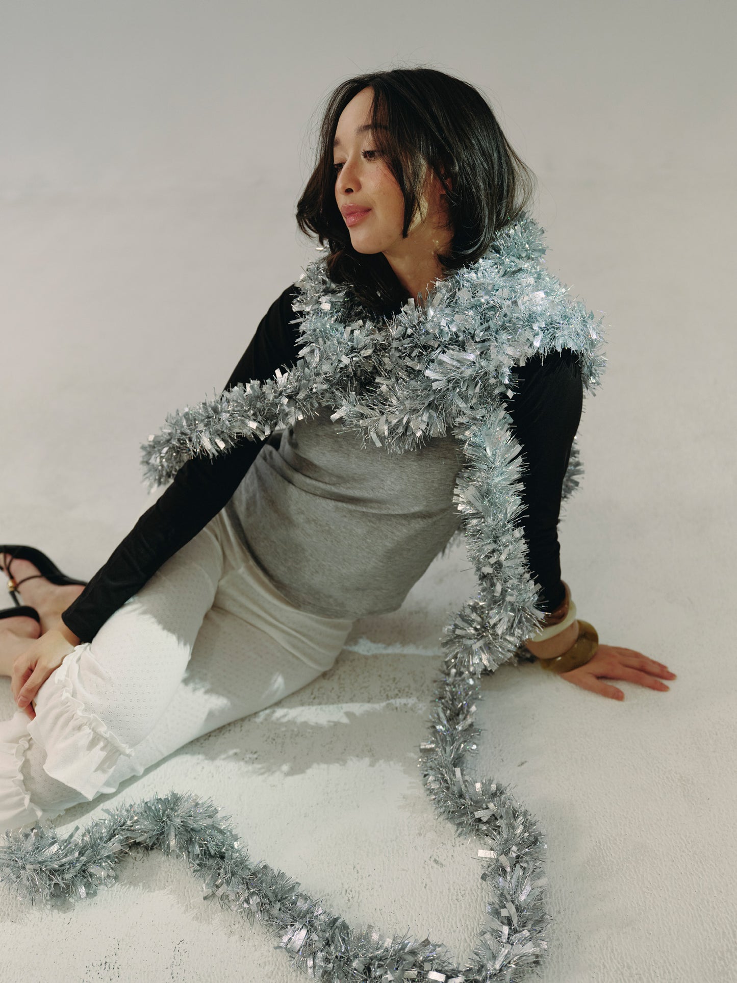 basic raglan long-sleeve tee - black / gray