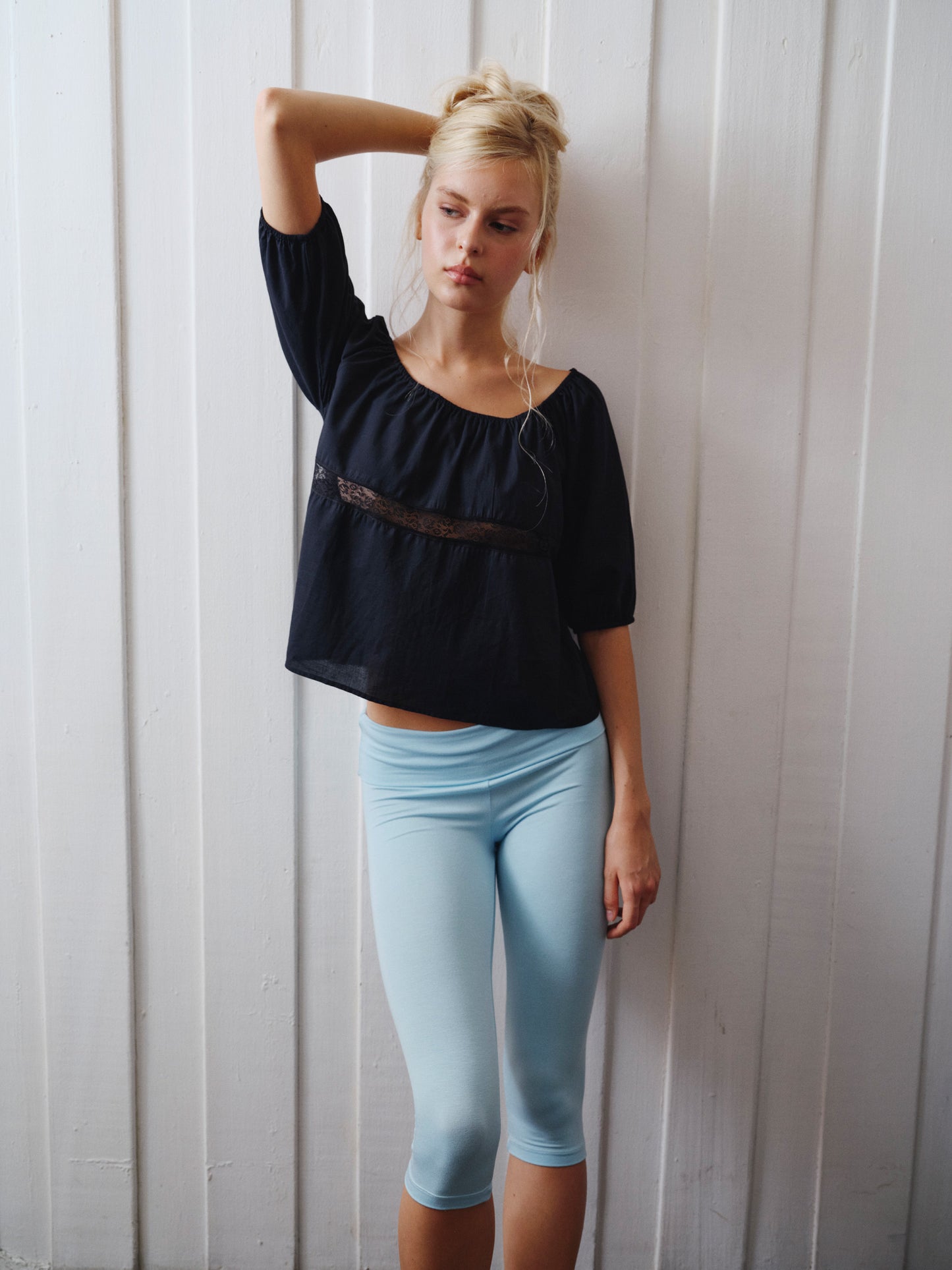 The Blooming Top - Black