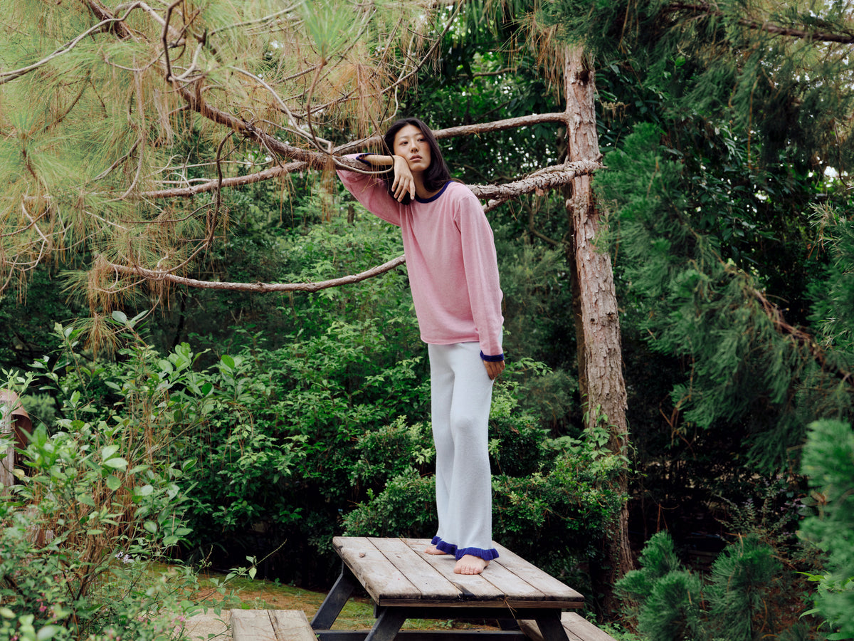 Oversized relaxed sweater with contrast trim - Bubblegum / Navy