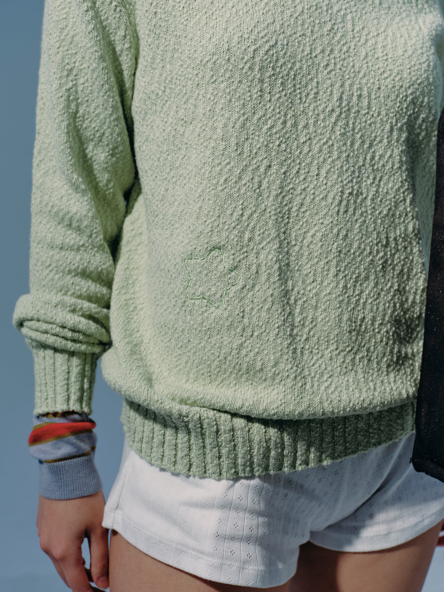 classic v neck knit sweater -stellar