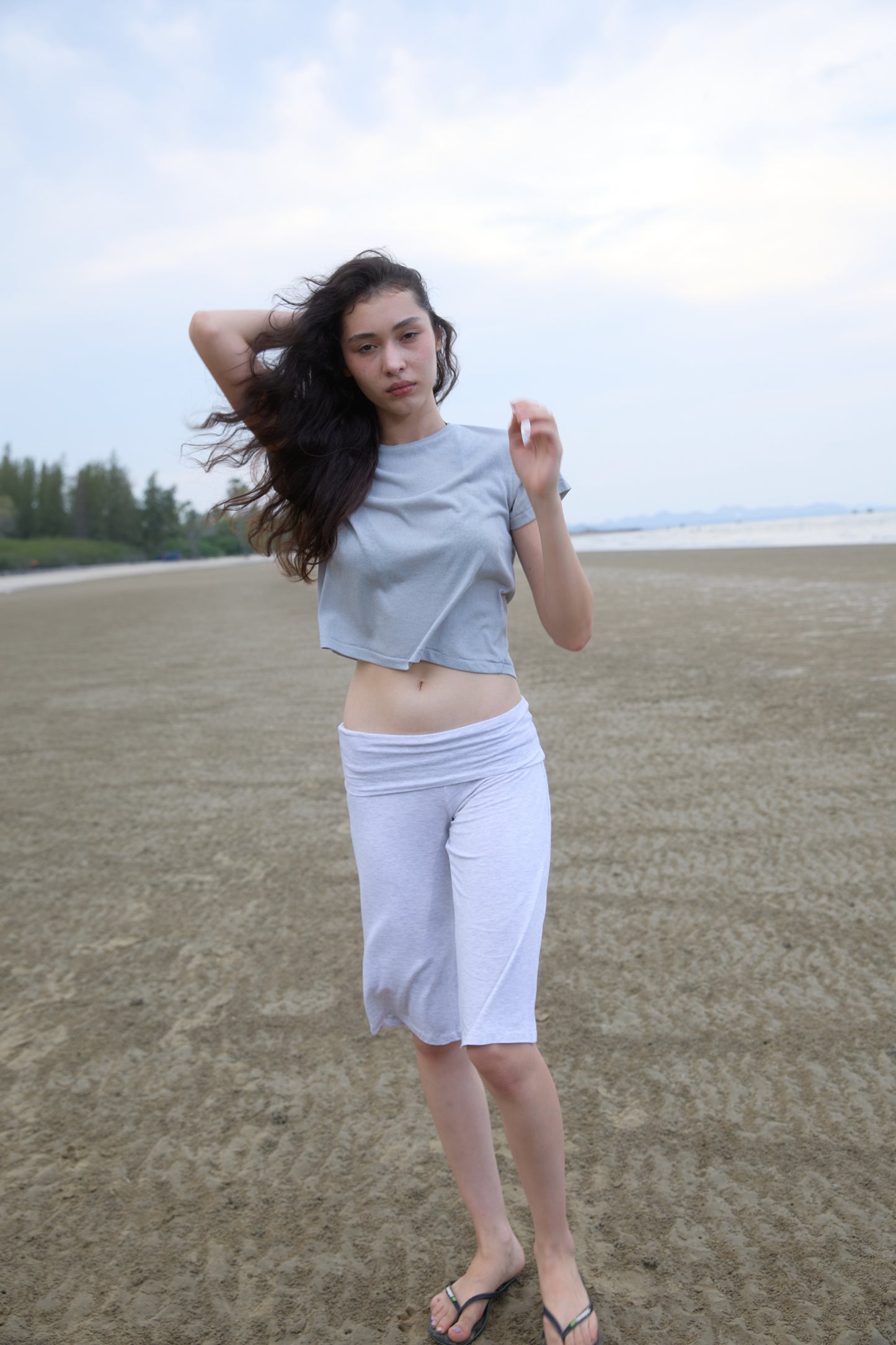 JERSEY FOLDOVER CAPRI PANTS - WHITE GRAY