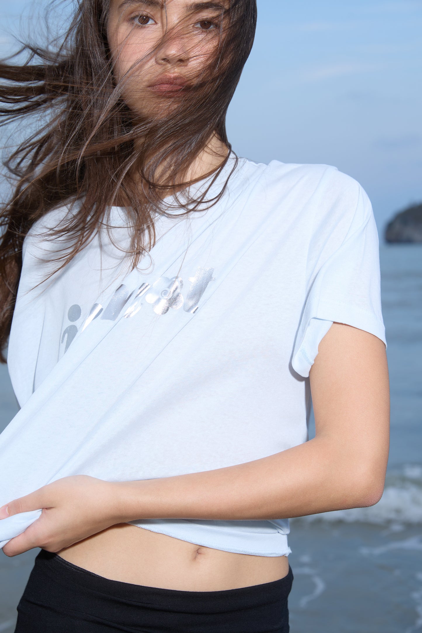 OVERSIZED SUMMER GRAPHIC T-SHIRT - BABY BLUE