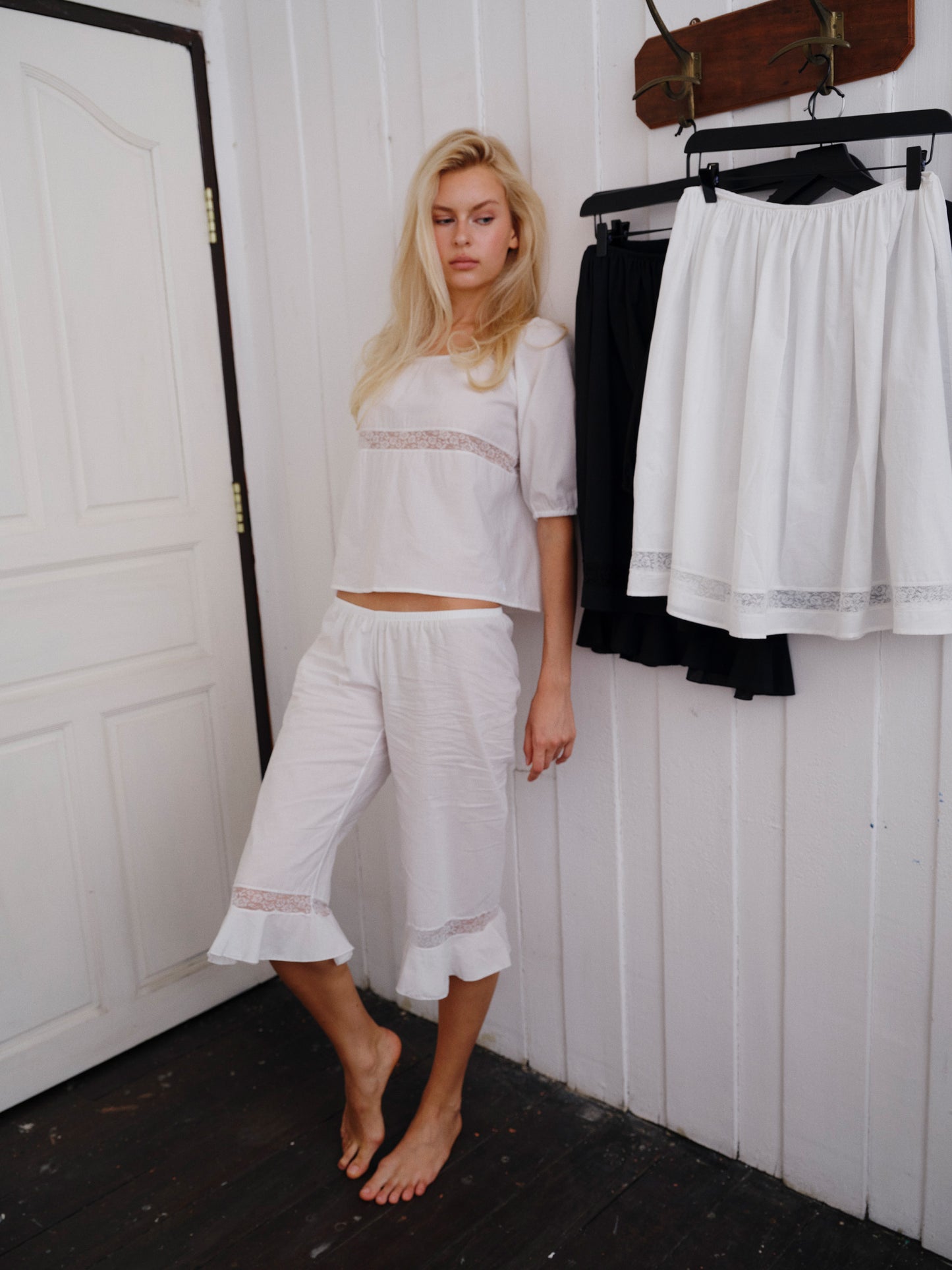 The Blooming classic pants  - white