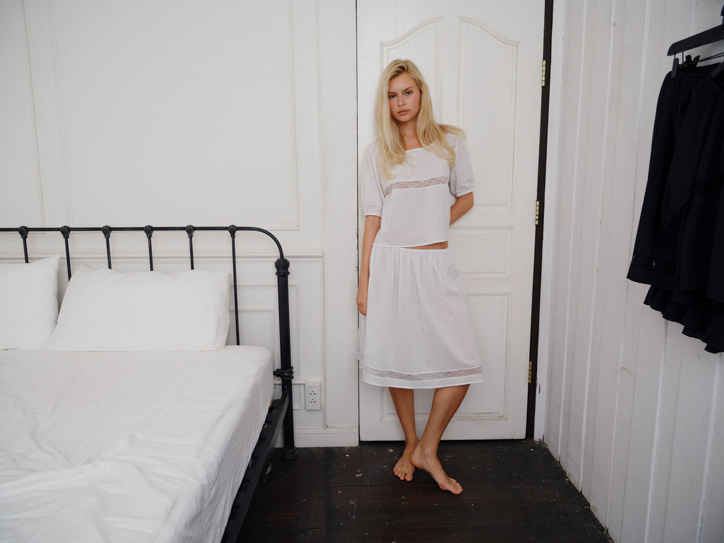 The Blooming classic skirt - white