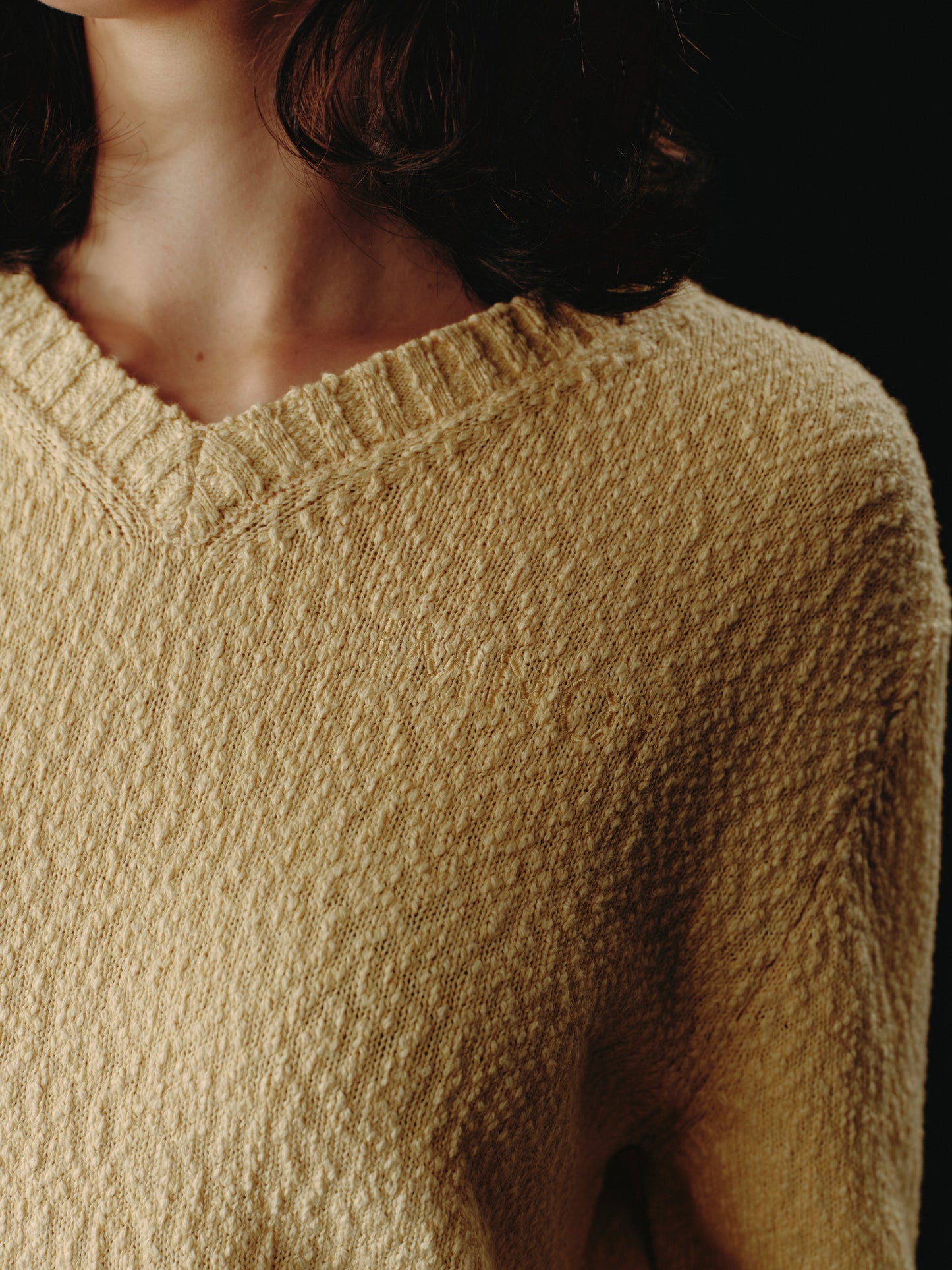 classic v neck knit sweater -starlight