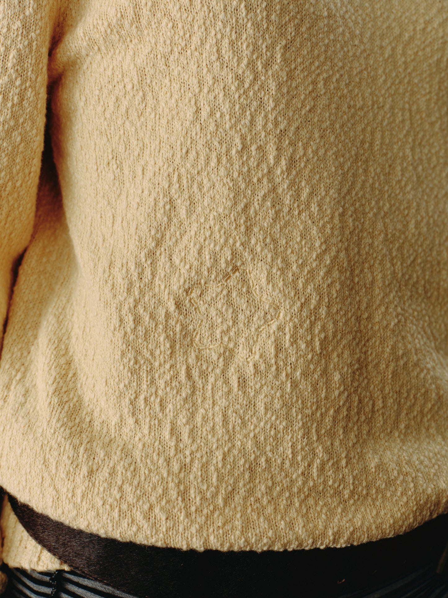 classic v neck knit sweater -starlight