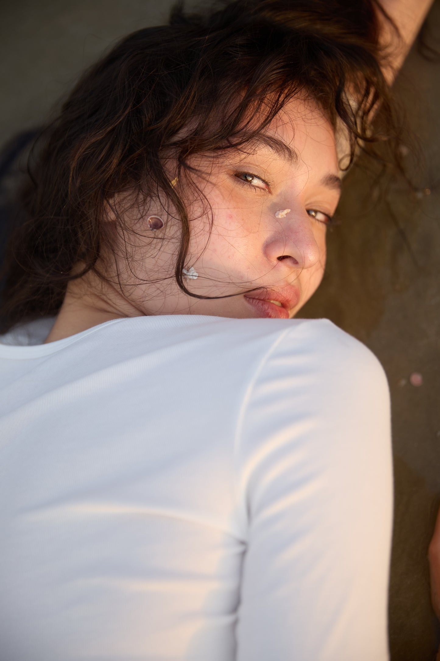 Classic V-Neck Tee with Three-Quarter Sleeves - WHITE