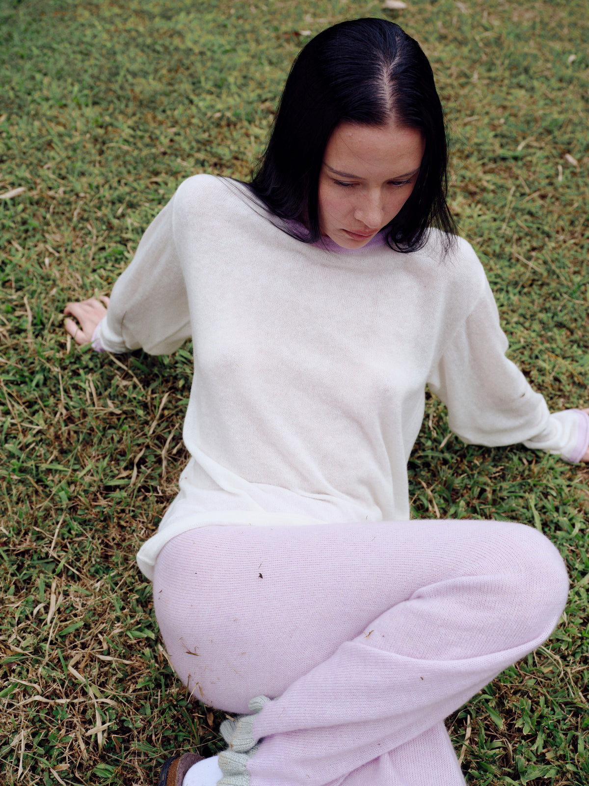Oversized relaxed sweater with contrast trim - Cream / Lavender