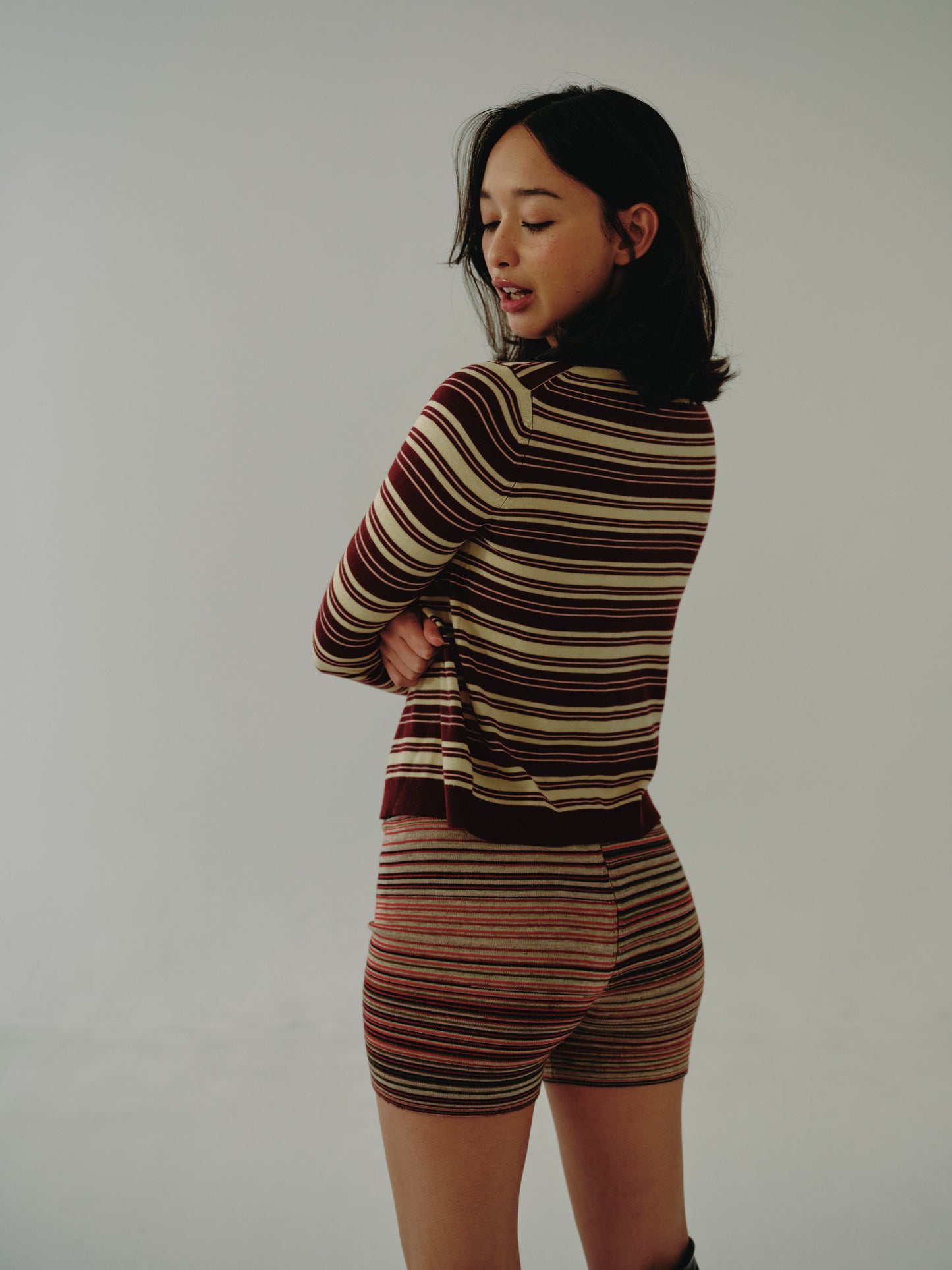 The Baby cardigan - mulled berry