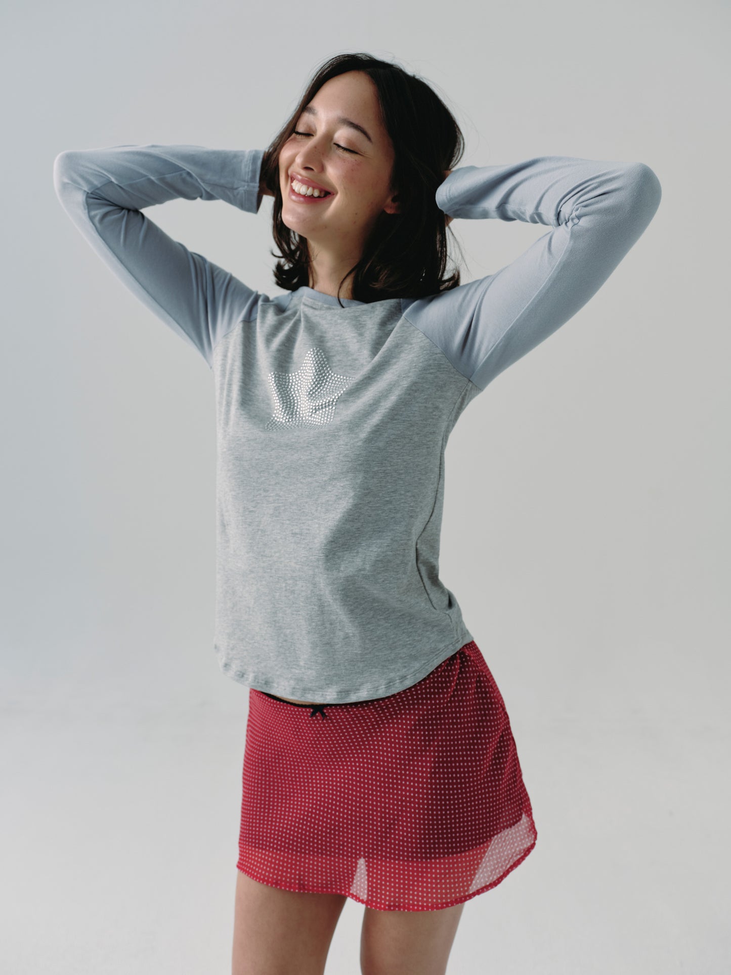 basic raglan long-sleeve tee - star stud