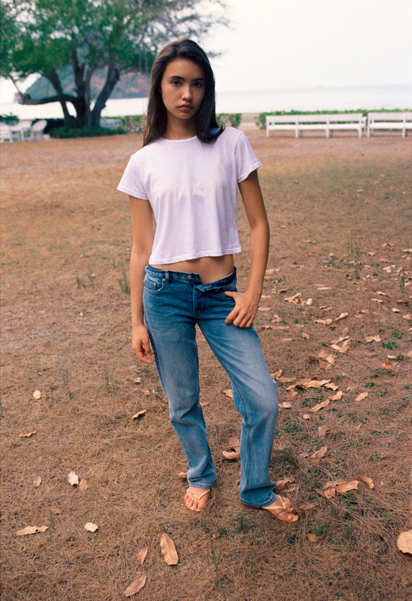BOXY TEE - WHITE